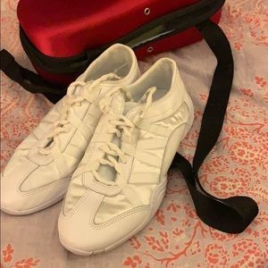 Cheer infinity shoes